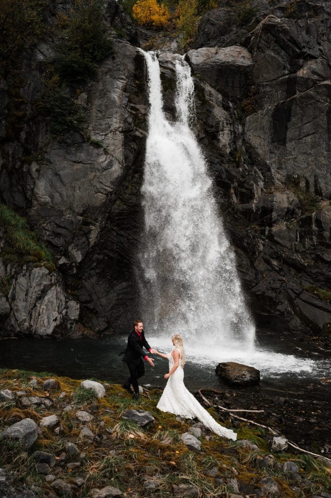 Kristina Tony Alaska Elopement Highlights WEB 124 682x1024