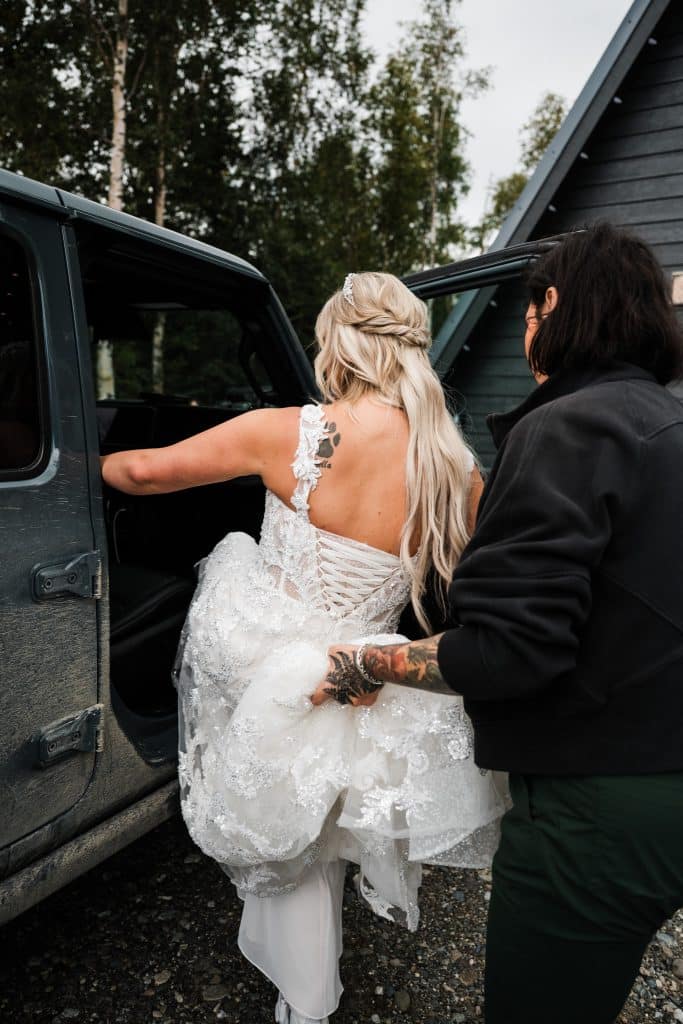 Kristina Tony Alaska Elopement Highlights WEB 45 683x1024