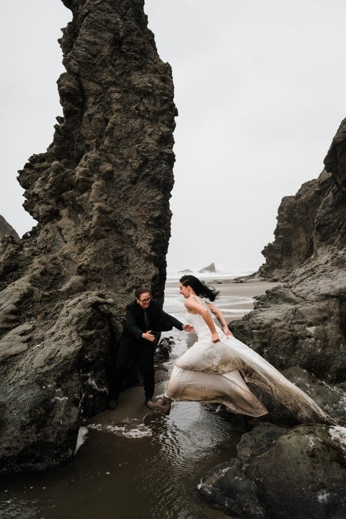 King Tides Oregon Coast Elopement Web 110 683x1024