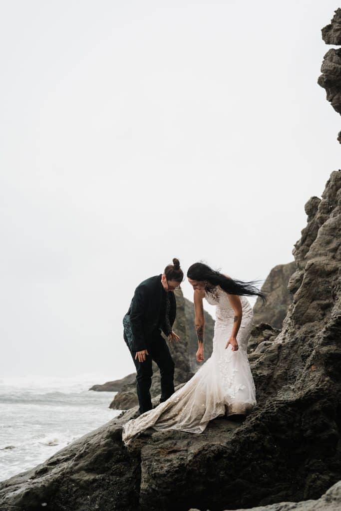 King Tides Oregon Coast Elopement Web 113 683x1024