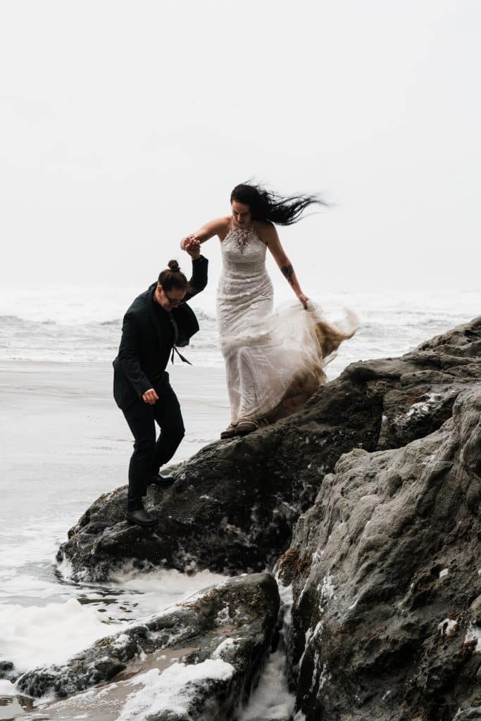 King Tides Oregon Coast Elopement Web 116 683x1024