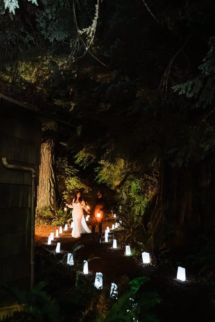 Redwoods Lantern Elopement Sequoia Park Zoo Skywalk Elopement 108 683x1024