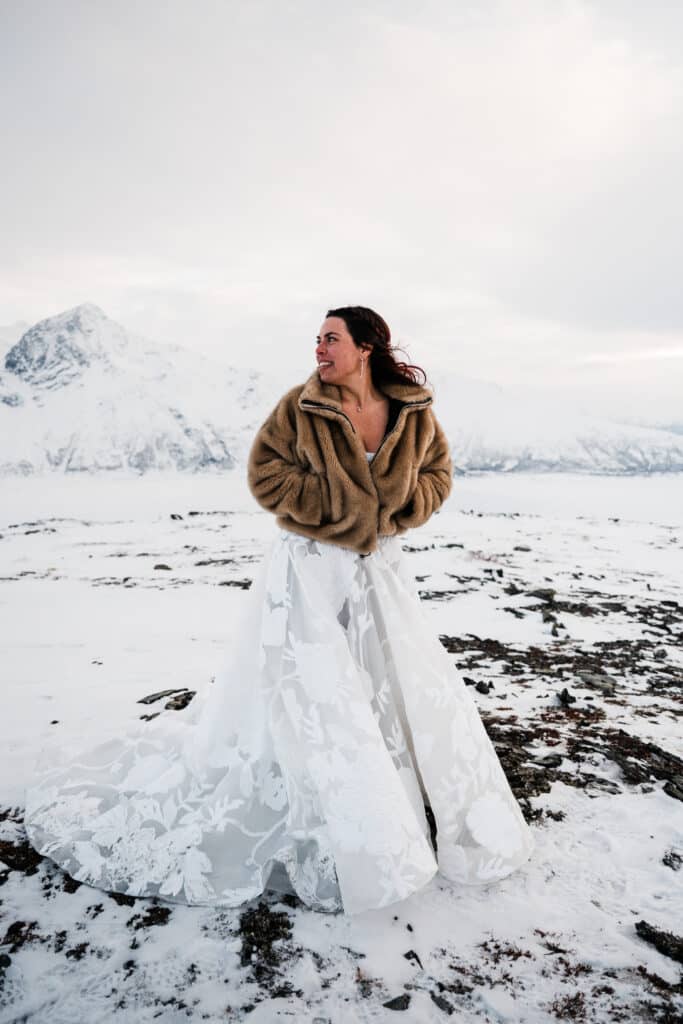 Lucy Zac Alaska Elopement Highlights WEB 88 683x1024