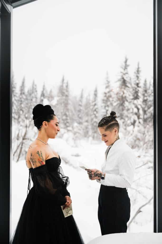 Winter Fairbanks Alaska Elopement Highlights WEB 26 682x1024